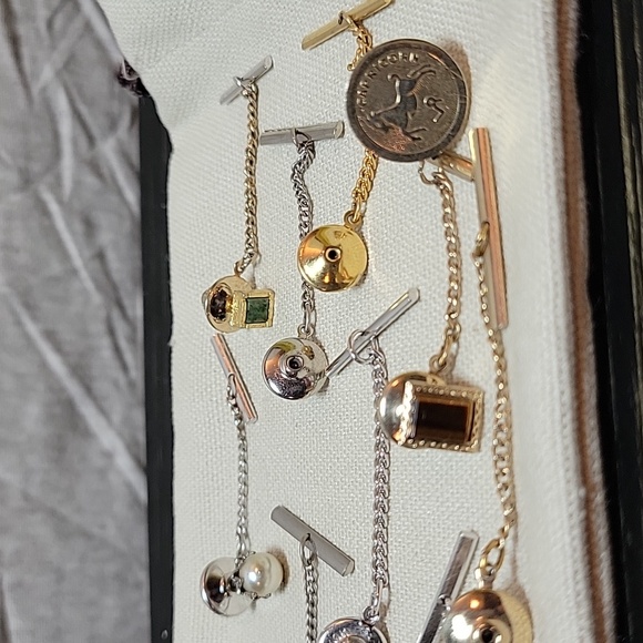 Lot of Mens Tie Tacks in Silver and Gold Tone - Picture 7 of 7